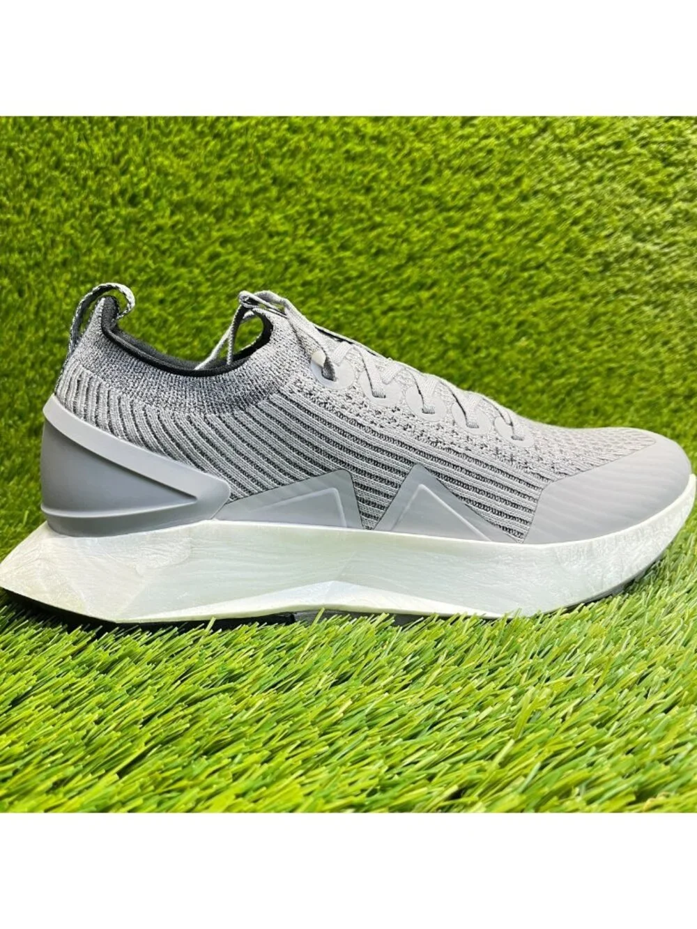 Allbirds Tree Flyer 2 Womens Size 10.5 Medium Gray White Running Shoes Sneakers